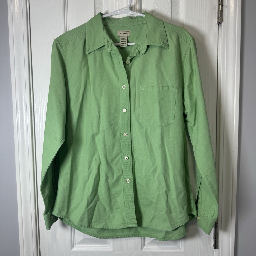 LL Bean Women's Med Button Up Down Shirt Green Button Collar‎ Classic Preppy EUC